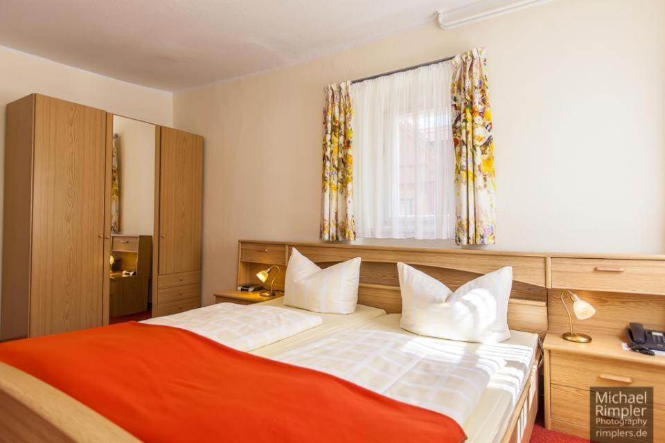 Wanderhotel Sonnebergbaude Waltersdorf (Gorlitz) Exterior foto