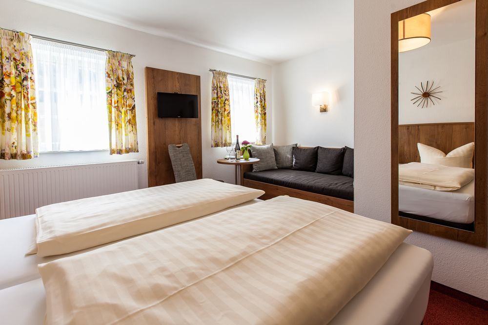 Wanderhotel Sonnebergbaude Waltersdorf (Gorlitz) Exterior foto